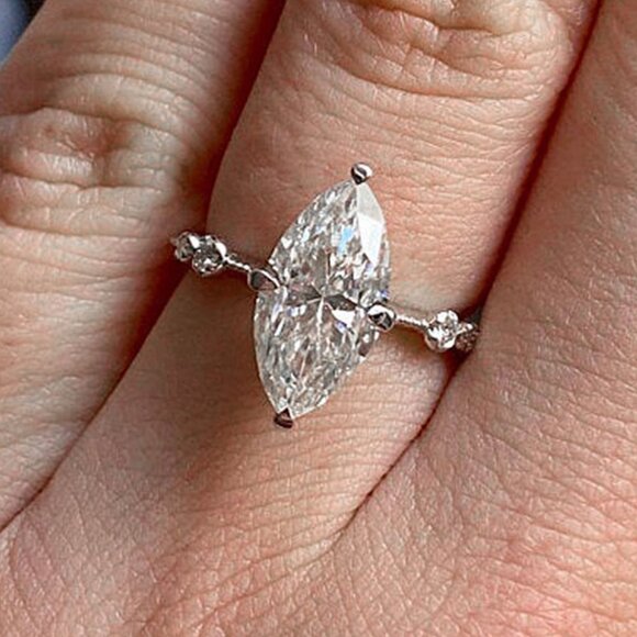 🍂   Exclusive 3A Marquise Cut Cubic Zirconia Ring for Women, FB16FA1061 - Picture 5 of 5